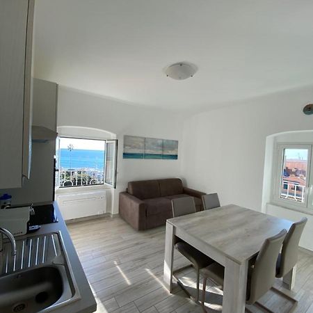 Casa Al Mare Apartment Varazze Exterior photo
